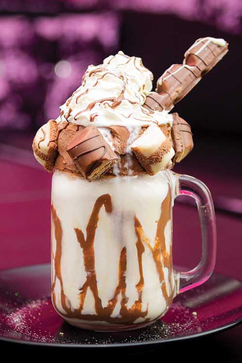Kinder Maniastic shake, photos ©Alan K. Gray, akgphotos.com