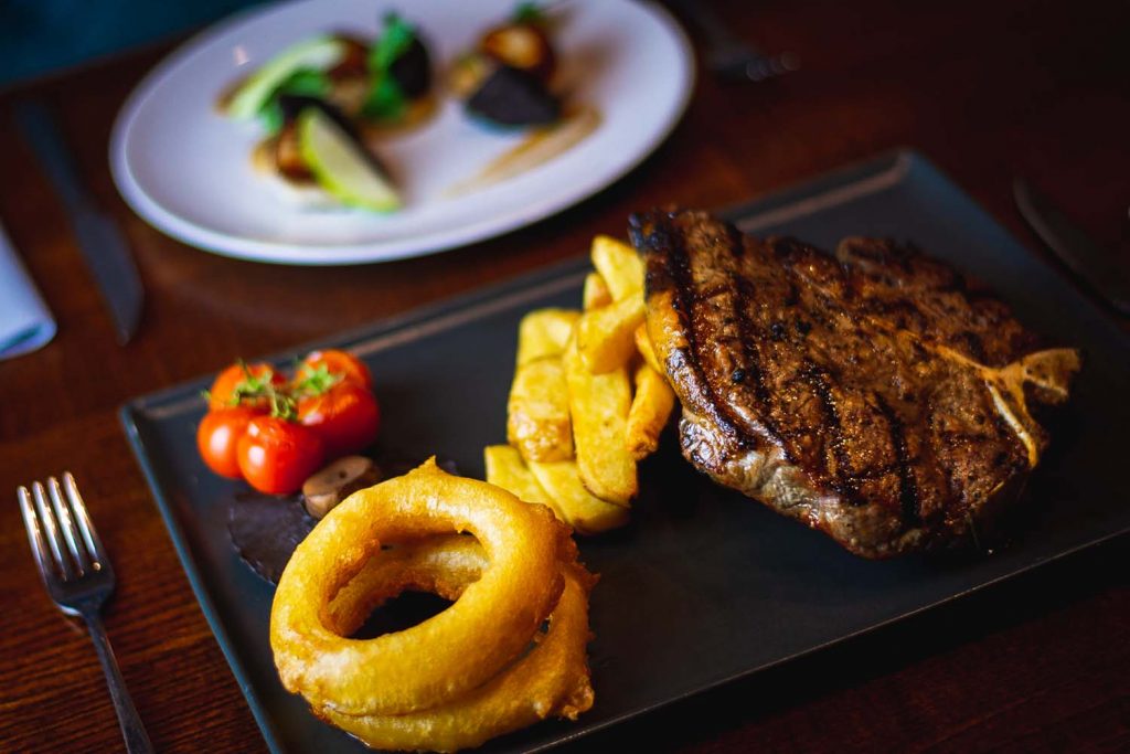 Elderslie a Mill Magazine local guide by Annie McGuire Mill